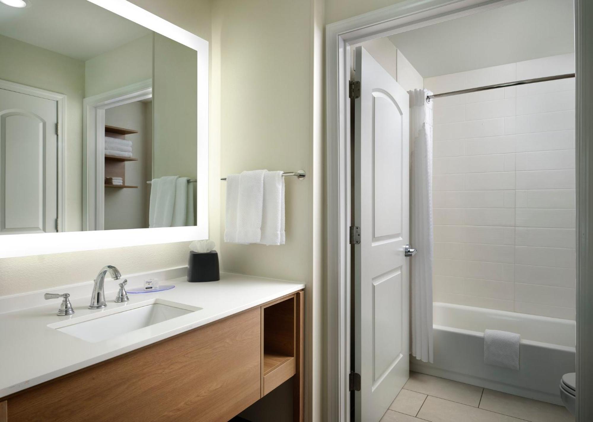 Staybridge Suites - Flowood - Nw Jackson By Ihg Ngoại thất bức ảnh